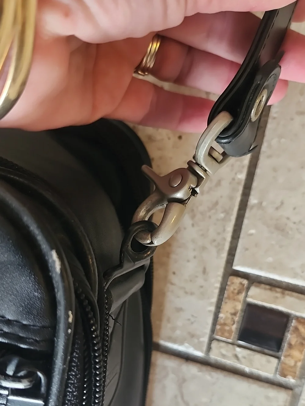 Targus Black Leather Briefcase/Tote with Red Accent Stitching
